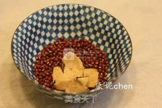 红豆沙龟苓膏的做法步骤：1