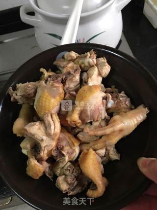 虎皮鹌鹑蛋烧鸡的做法步骤：3