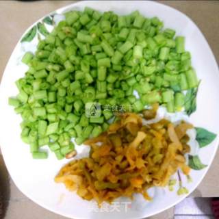 菜豆角杂炒肉末的做法步骤：1