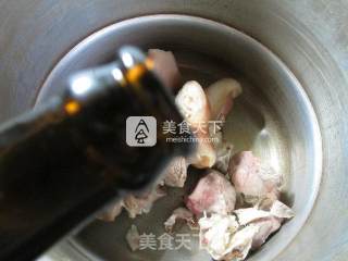 青菜冬瓜蹄髈汤的做法步骤：2