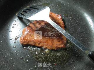 尖椒土豆牛排披萨的做法步骤：2