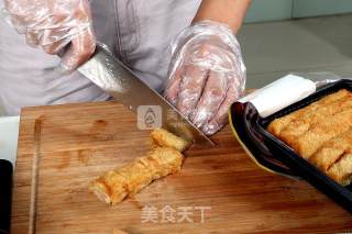 香煎腐皮卷的做法步骤：2