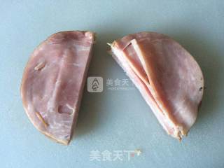 玫瑰火腿酥卷的做法步骤：1