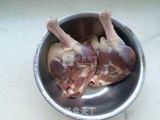 笋干啤酒鸭的做法步骤：3