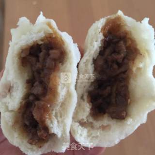 鸭腿肉酱包的做法步骤：8