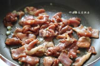 青椒洋葱炒肉片的做法步骤：4