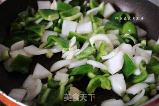 青椒洋葱炒肉片的做法步骤：9