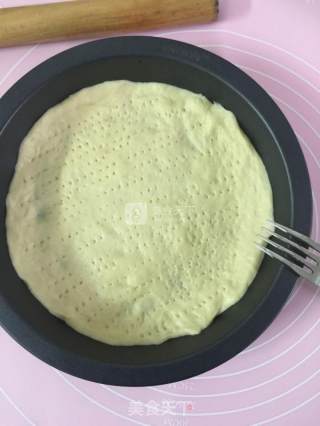 培根火腿薄底披萨的做法步骤：7