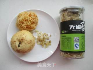 百合银耳梨子羹的做法