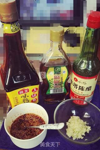 凉拌蒜泥海带的做法步骤：2
