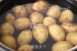 香烤小土豆的做法步骤：2