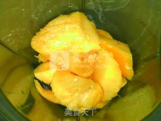芒果奶酪面包的做法步骤：2