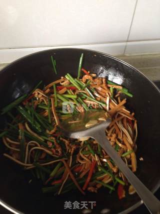 韭心炒肉丝的做法步骤：3