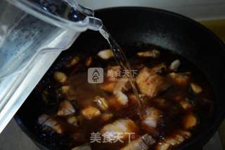 五花肉炖河豚鱼干的做法步骤：10