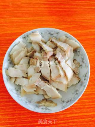 农家小炒肉的做法步骤：1