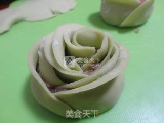 火爆网络的玫瑰花饺子的做法步骤：6