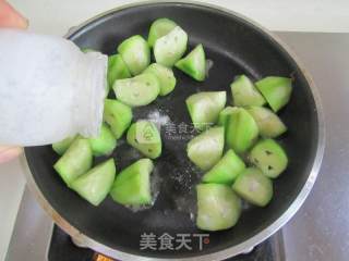鸡蛋炒丝瓜的做法步骤：7