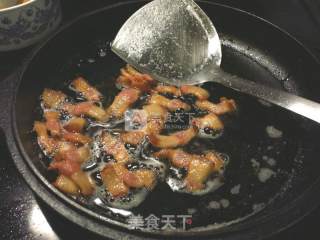猪颈肉炒双瓜的做法步骤：2