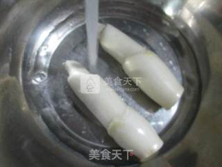 咖喱茭白的做法步骤：2