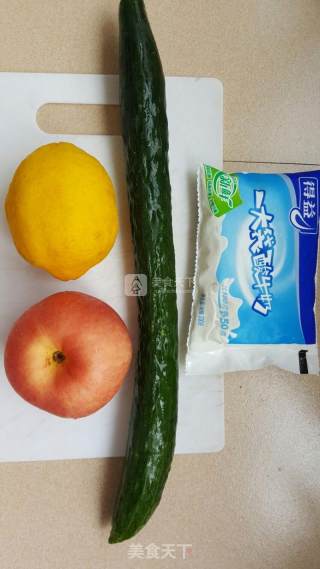 酸奶柠檬苹果黄瓜色拉的做法步骤：1