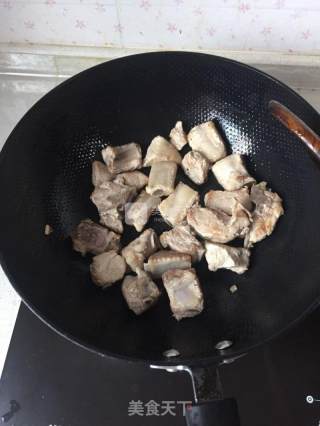 可乐排骨的做法步骤：2