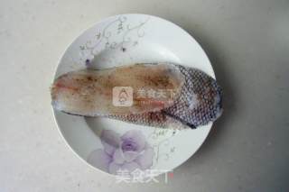 柠香煎鳕鱼的做法步骤：1