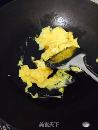 西红柿鸡蛋面的做法步骤：3