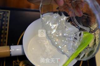 牛轧糖的做法步骤：1