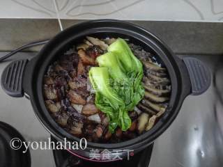 腊肉煲仔饭的做法步骤：6
