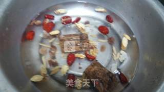 红枣桂圆糖水的做法步骤：2