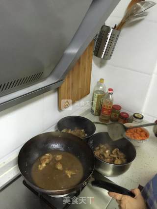 新疆羊肉抓饭的做法步骤：9