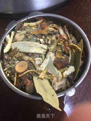 泡椒凤爪的做法步骤：4