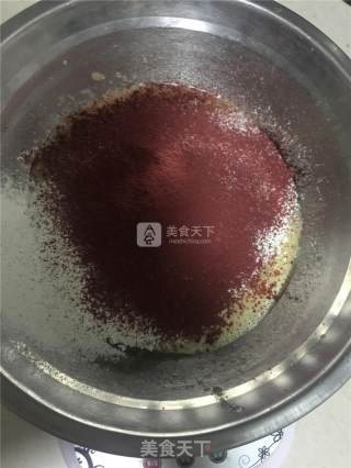 红丝绒夹心蛋糕的做法步骤：4