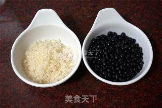 黑豆浆的做法步骤：1