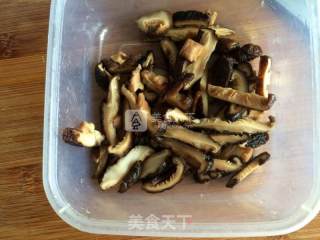 青椒香菇肉片的做法步骤：6
