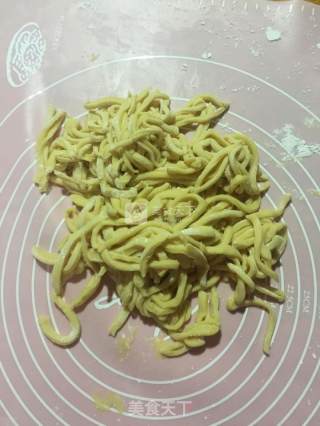 手工牛轧沙琪玛的做法步骤：2