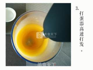 夏日点心——纸杯蛋糕的做法步骤：2