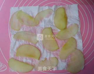 烤苹果玫瑰花卷的做法步骤：9