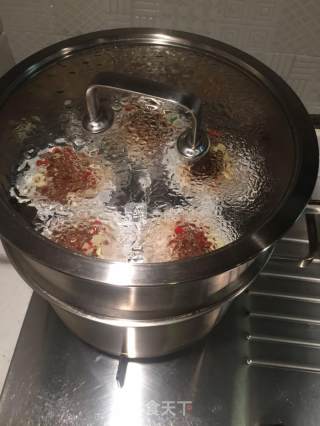 蒜蓉粉丝蒸扇贝的做法步骤：6