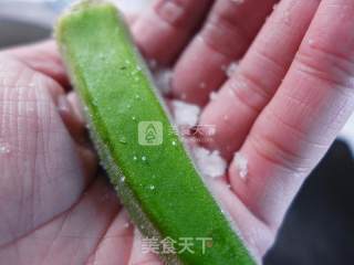 秋葵芥末籽沙拉的做法步骤：1