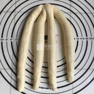奶油辫子包的做法步骤：5