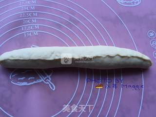 玉米腊肠棒棒包的做法步骤：8