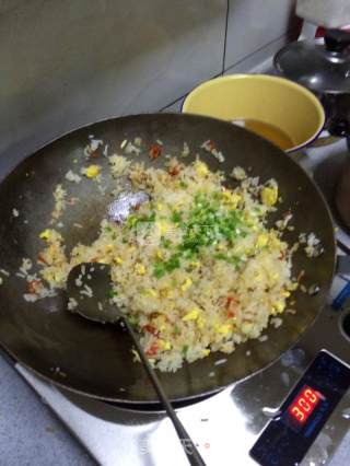 9岁暖男的美味蛋炒饭的做法步骤：6