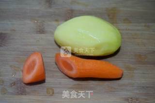 肉末炒三丁的做法步骤：2