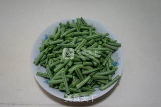 肉丝炒豇豆的做法步骤：4