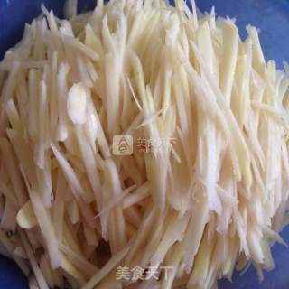 豆酱仔姜的做法步骤：4
