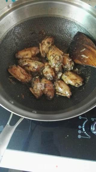 茶叶鸡翅的做法步骤：5