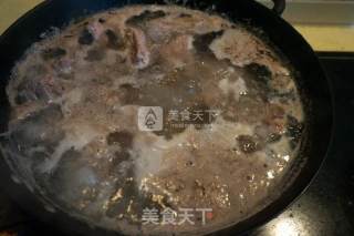 红烧排骨胡萝卜的做法步骤：2