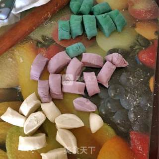 玫瑰锅贴的做法步骤：4
