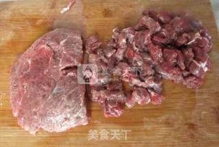 牛肉意面的做法步骤：1